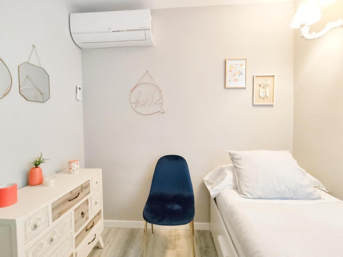 80S Loft Vintage 15' Malaga Airport Free Guest Parking Apartment Alhaurin de la Torre Exterior photo